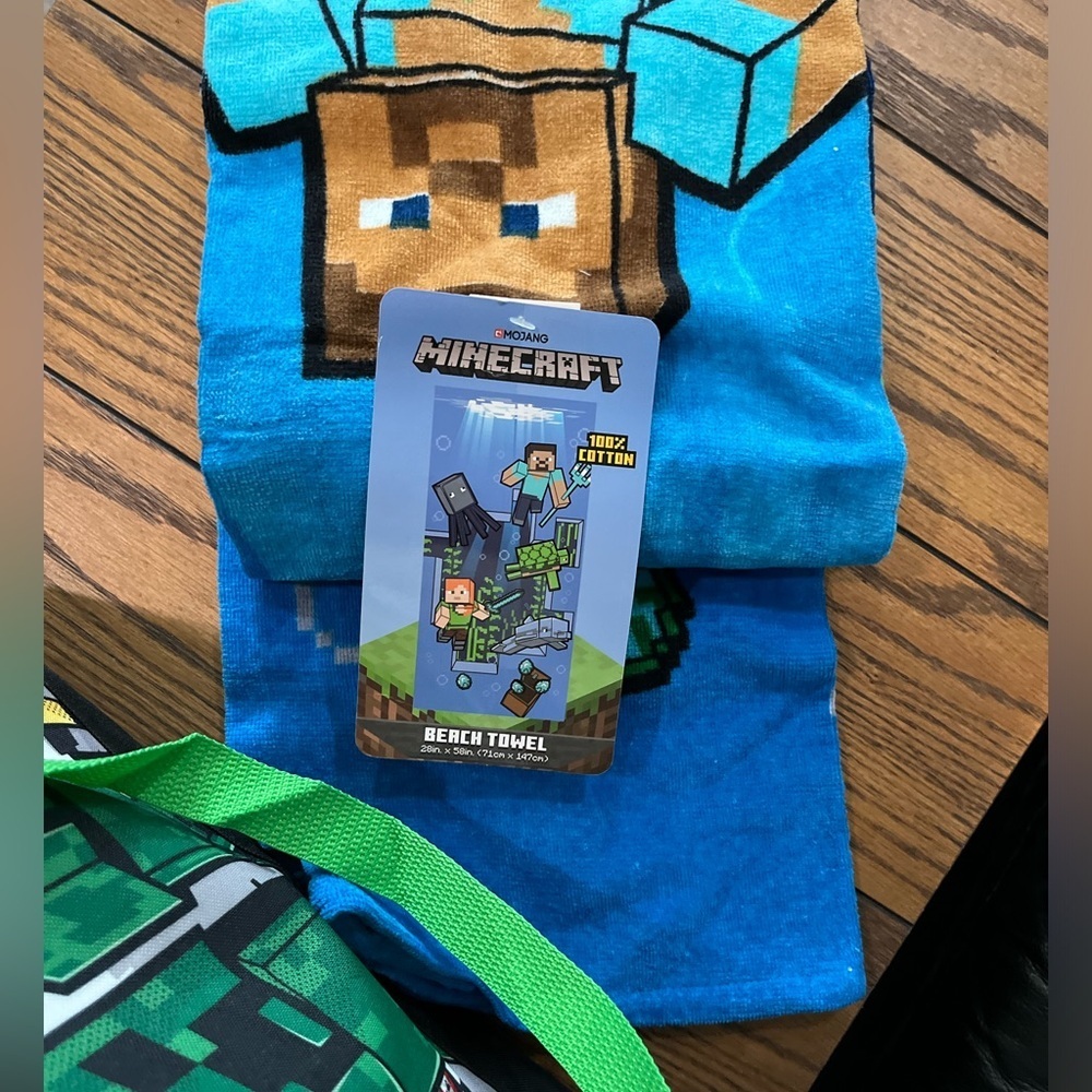 Minecraft tee bag and towel! Kids tee size 6